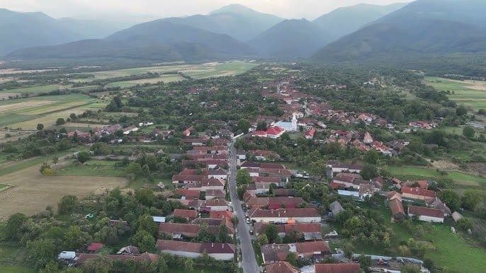 Descoperă Breaza – satul care pare desprins dintr-o altă lume
